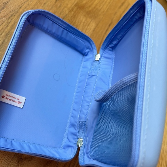 American Girl Discontinued Suitcase - Picture 3 of 5